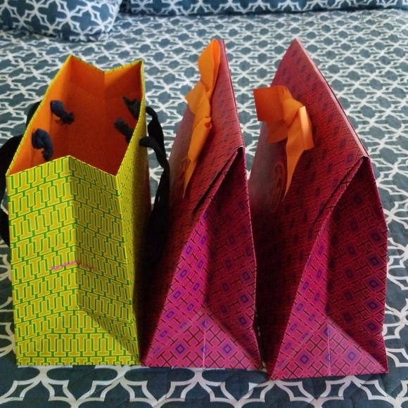 Tory Burch Paper Shopping Bags - Picture 4 of 5